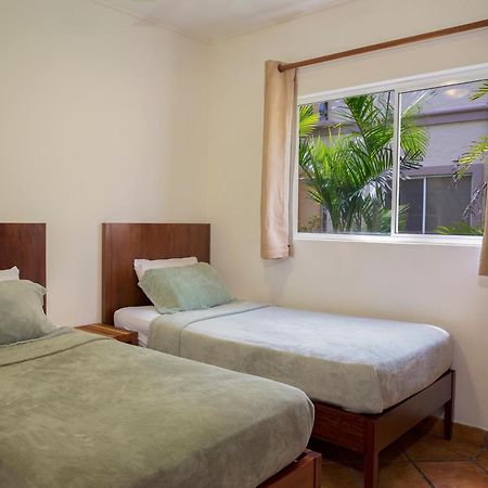Villas Iguana A-13 Beachfront Condo Экстерьер фото